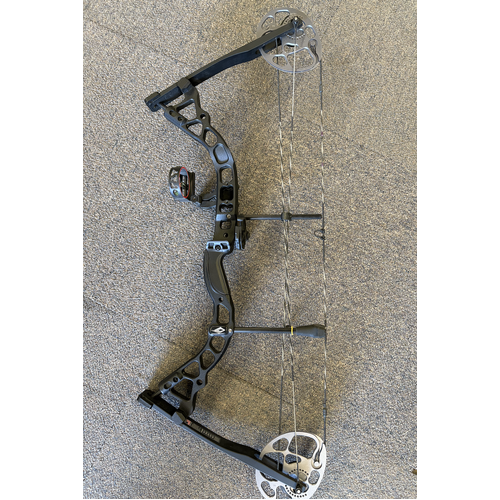 Second Hand Diamond Prism Youth Compound Bow